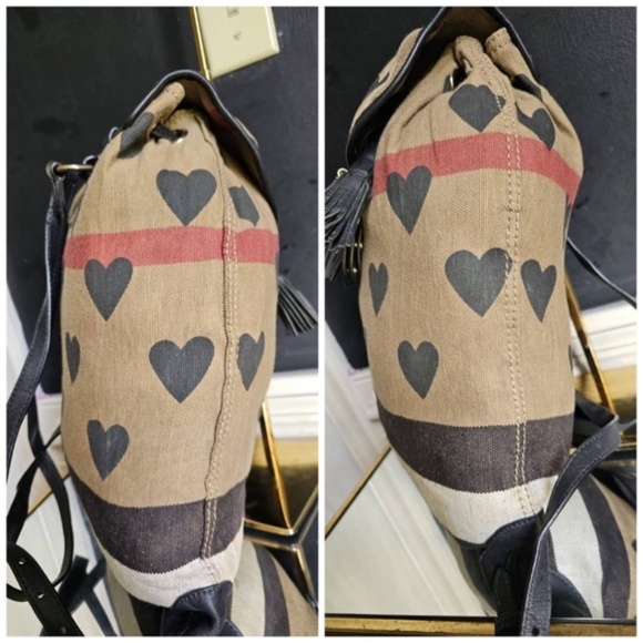 Authentic BURBERRY Overdyed Canvas Mega Check Heart Print Medium Chiltern - Picture 9 of 9